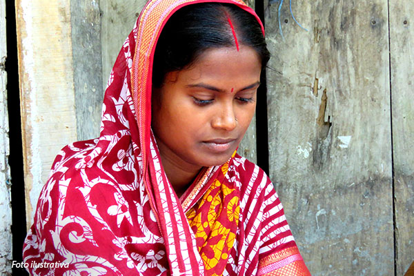 17-bangladesh-mulher-preocupada
