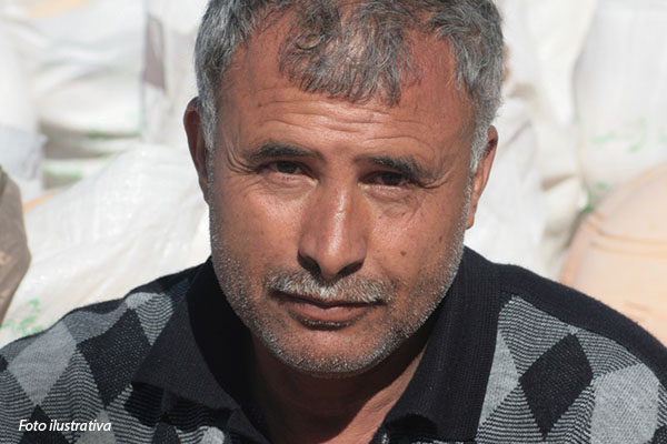25-libia-homem-trabalhando