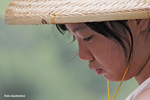13-china-menina-triste