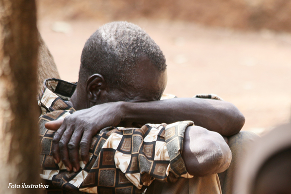 19-somalia-ataque-com-bomba-na-somalia-mata-ao-menos-300