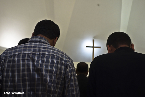 10-paquistao-0370100023-cistaos-fogem-apos-serem-ameacados-de-morte